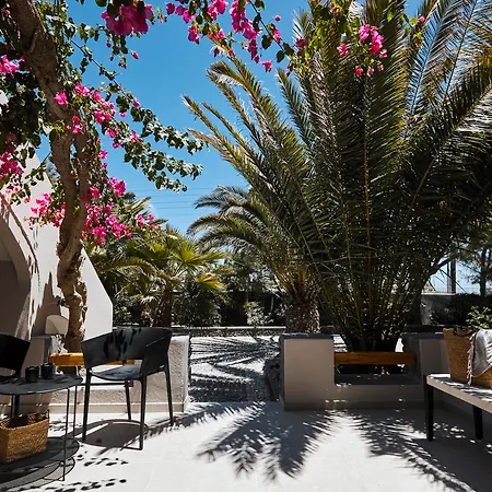 Aparthotel Marillia Village 4*